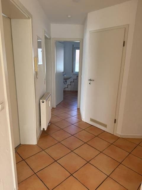 2 bedroom with open-plan kitchen flat to rent, 72 m², Kusterdingen, Baden-Württemberg 2 bedroom with open-plan kitchen flat to rent, 72 m², Kusterdingen, Baden-Württemberg