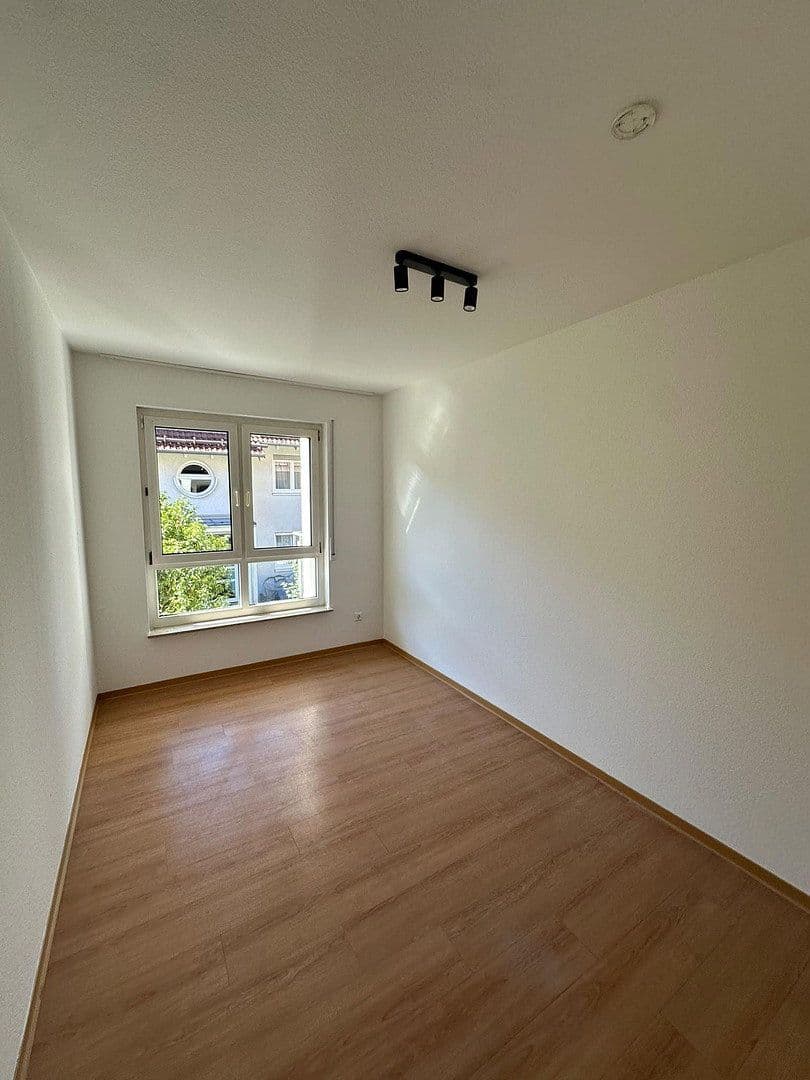 3 bedroom flat to rent, 71 m², Kirchheim unter Teck, Baden-Württemberg 3 bedroom flat to rent, 71 m², Kirchheim unter Teck, Baden-Württemberg