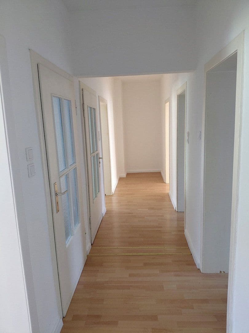 2 bedroom with open-plan kitchen flat to rent, 91 m², Gronaustraße 99, Wuppertal, North Rhine-Westphalia 2 bedroom with open-plan kitchen flat to rent, 91 m², Gronaustraße 99, Wuppertal, North Rhine-Westphalia