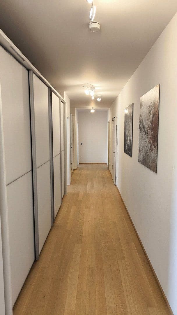 3 bedroom flat to rent, 151 m², Rheinstr. 11, Wiesbaden, Hesse 3 bedroom flat to rent, 151 m², Rheinstr. 11, Wiesbaden, Hesse