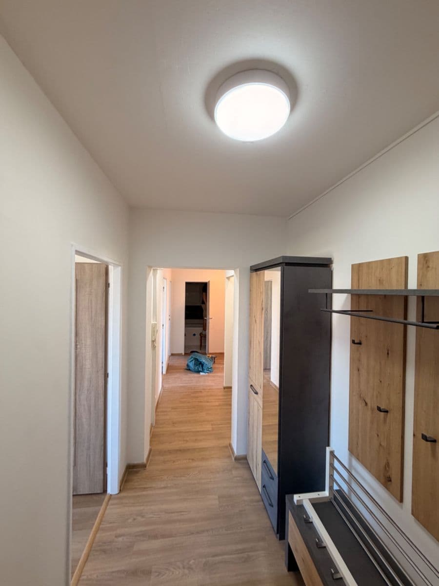 3 bedroom with open-plan kitchen flat to rent, 100 m², Bochovská, Prague, Prague 3 bedroom with open-plan kitchen flat to rent, 100 m², Bochovská, Prague, Prague