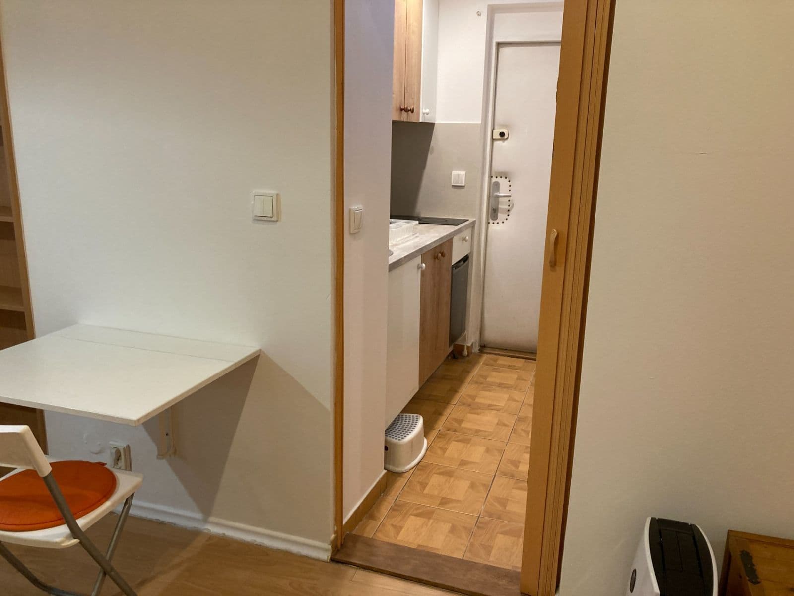 Small studio flat to rent, 20 m², Pod Klaudiánkou, Prague, Prague Small studio flat to rent, 20 m², Pod Klaudiánkou, Prague, Prague