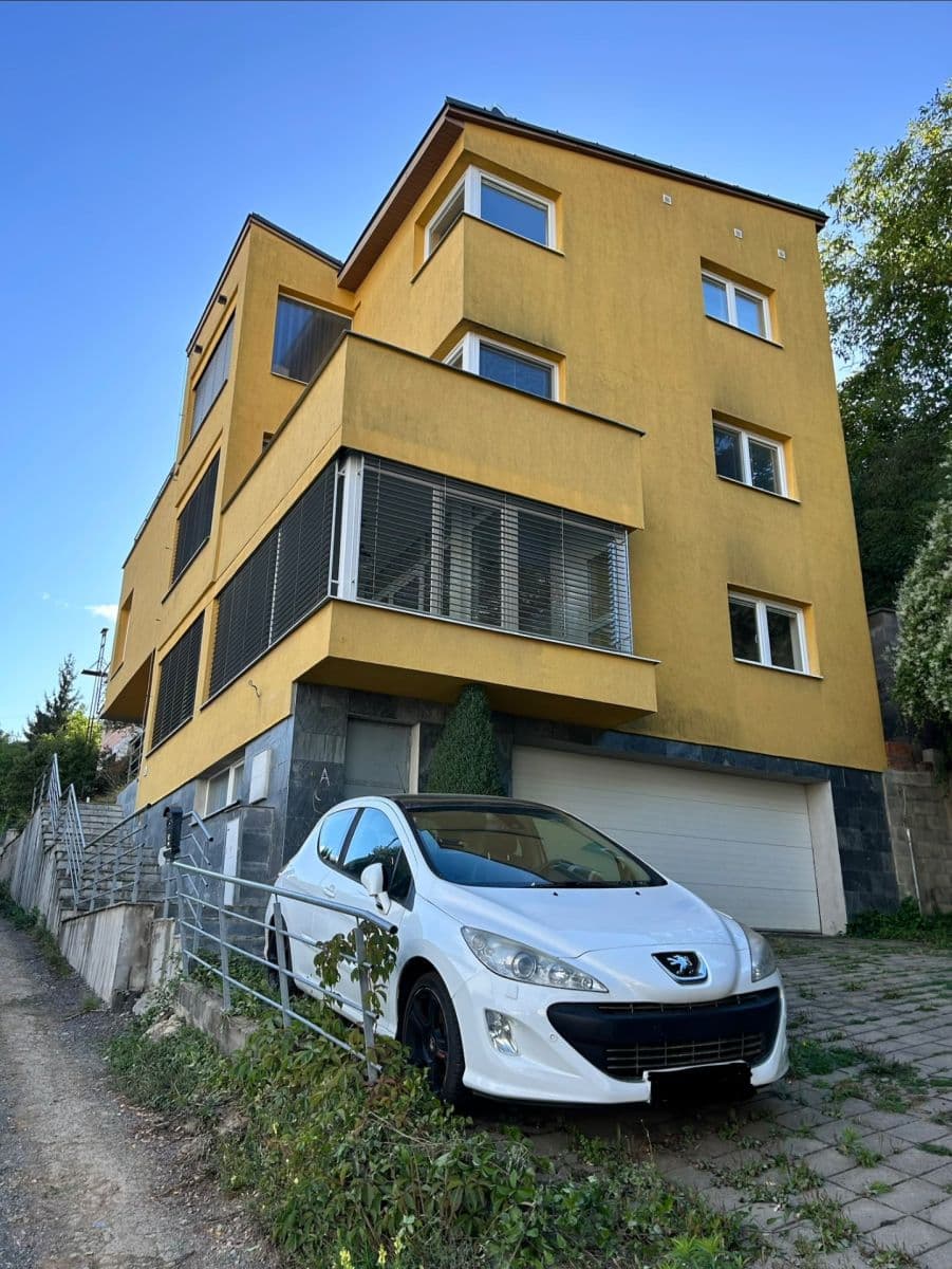 2 bedroom with open-plan kitchen flat to rent, 88 m², Turistická, Brno, Jihomoravský Region 2 bedroom with open-plan kitchen flat to rent, 88 m², Turistická, Brno, Jihomoravský Region
