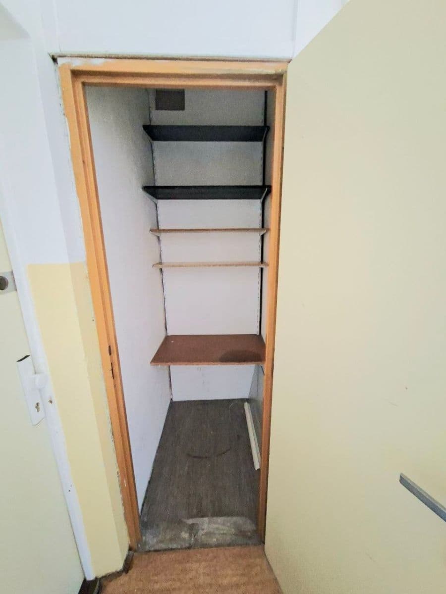 Studio flat to rent, 31 m², Hurbanova, Prague, Prague Studio flat to rent, 31 m², Hurbanova, Prague, Prague