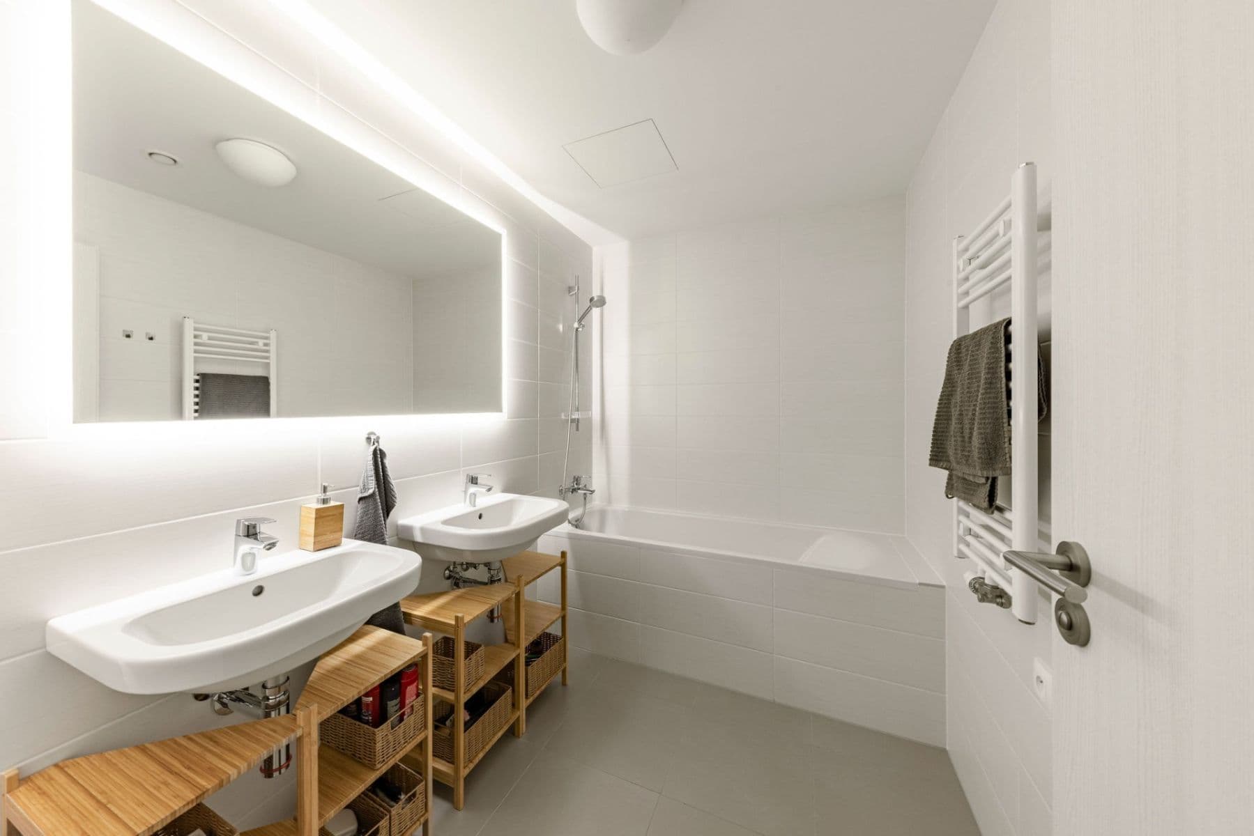 2 bedroom with open-plan kitchen flat for sale, 83 m², U Mlýnského kanálu, Prague, Prague 2 bedroom with open-plan kitchen flat for sale, 83 m², U Mlýnského kanálu, Prague, Prague