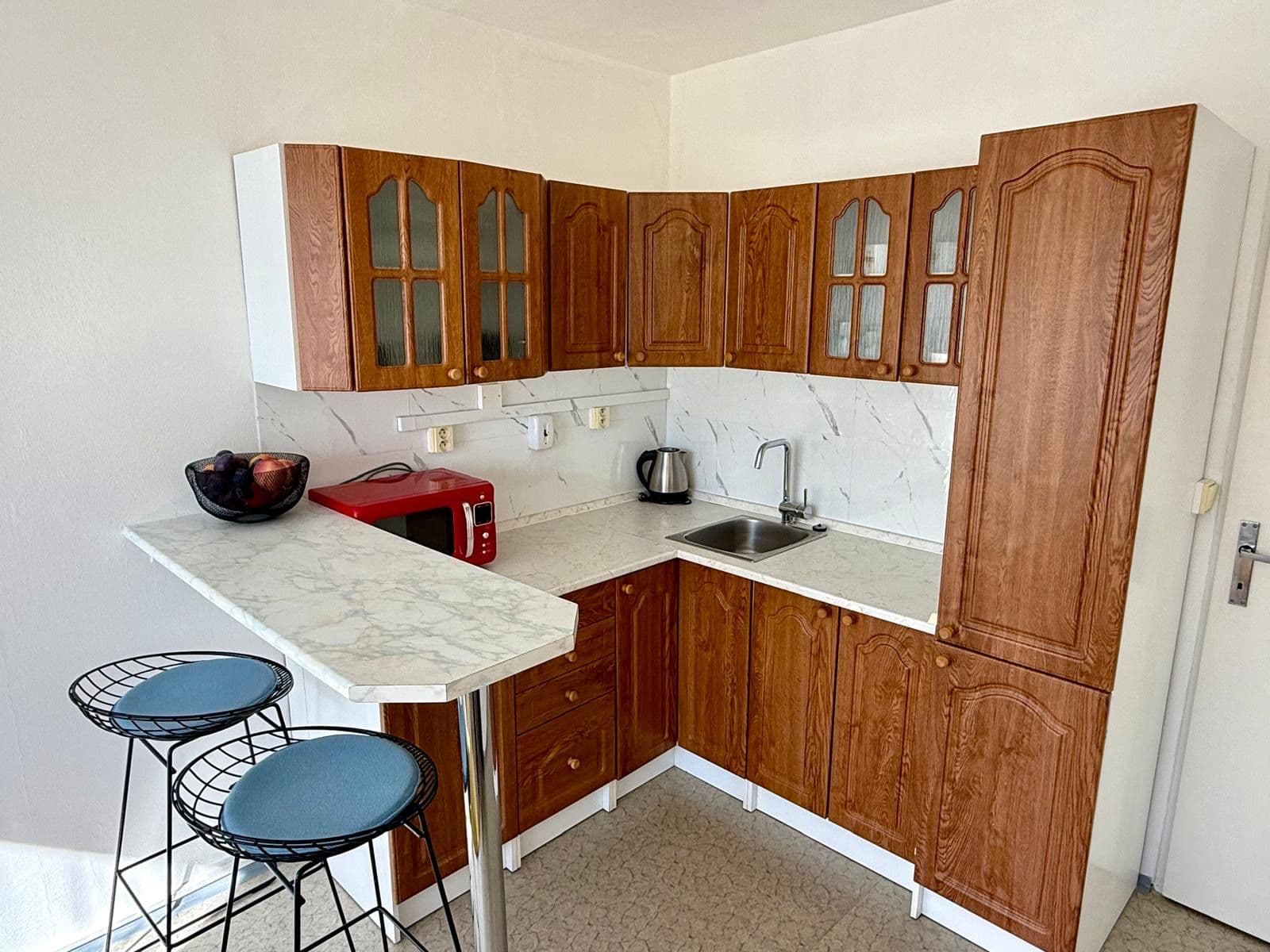 1 bedroom with open-plan kitchen flat to rent, 39 m², Bryksova, Prague, Prague 1 bedroom with open-plan kitchen flat to rent, 39 m², Bryksova, Prague, Prague