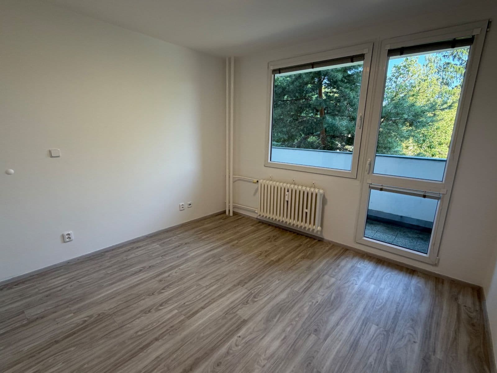2 bedroom with open-plan kitchen flat to rent, 62 m², Křenická, Prague, Prague 2 bedroom with open-plan kitchen flat to rent, 62 m², Křenická, Prague, Prague