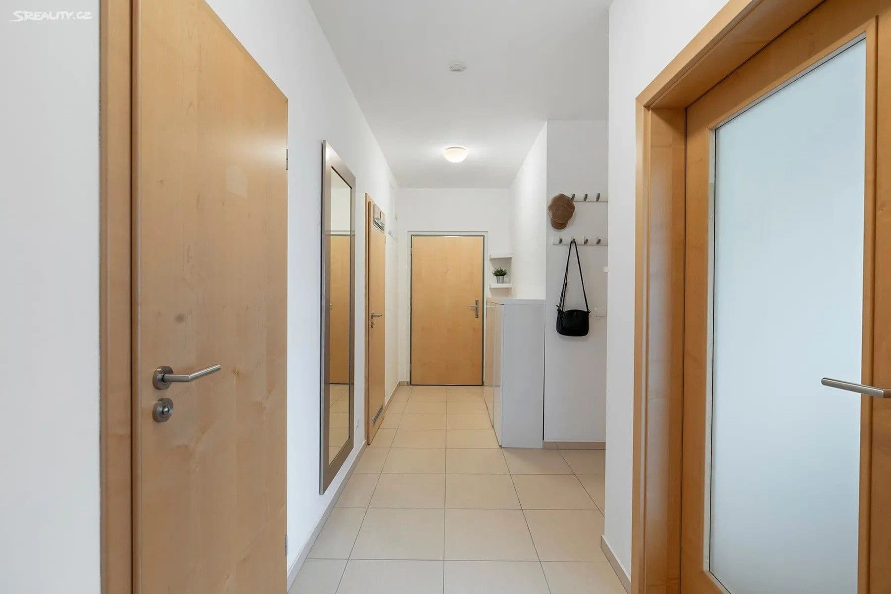 1 bedroom with open-plan kitchen flat to rent, 55 m², Chmelařská, Prague, Prague 1 bedroom with open-plan kitchen flat to rent, 55 m², Chmelařská, Prague, Prague