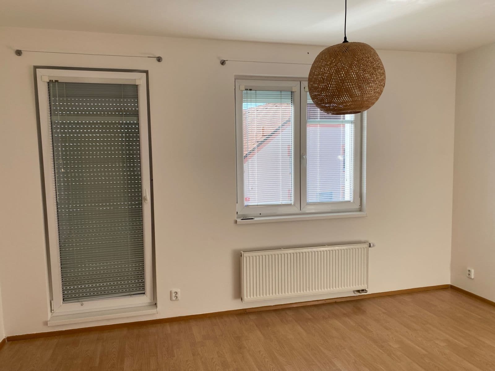 1 bedroom with open-plan kitchen flat to rent, 59 m², Žampiónová, Prague, Prague 1 bedroom with open-plan kitchen flat to rent, 59 m², Žampiónová, Prague, Prague