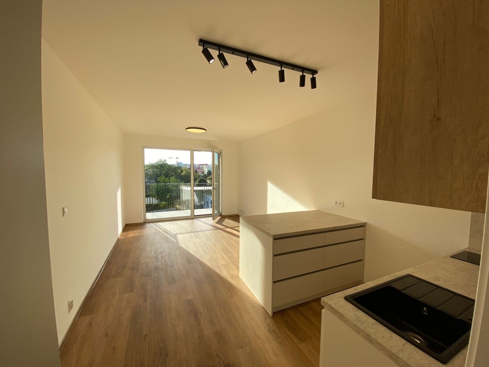 Studio flat to rent, 38 m², Hvězdová, Brno, Jihomoravský Region Studio flat to rent, 38 m², Hvězdová, Brno, Jihomoravský Region