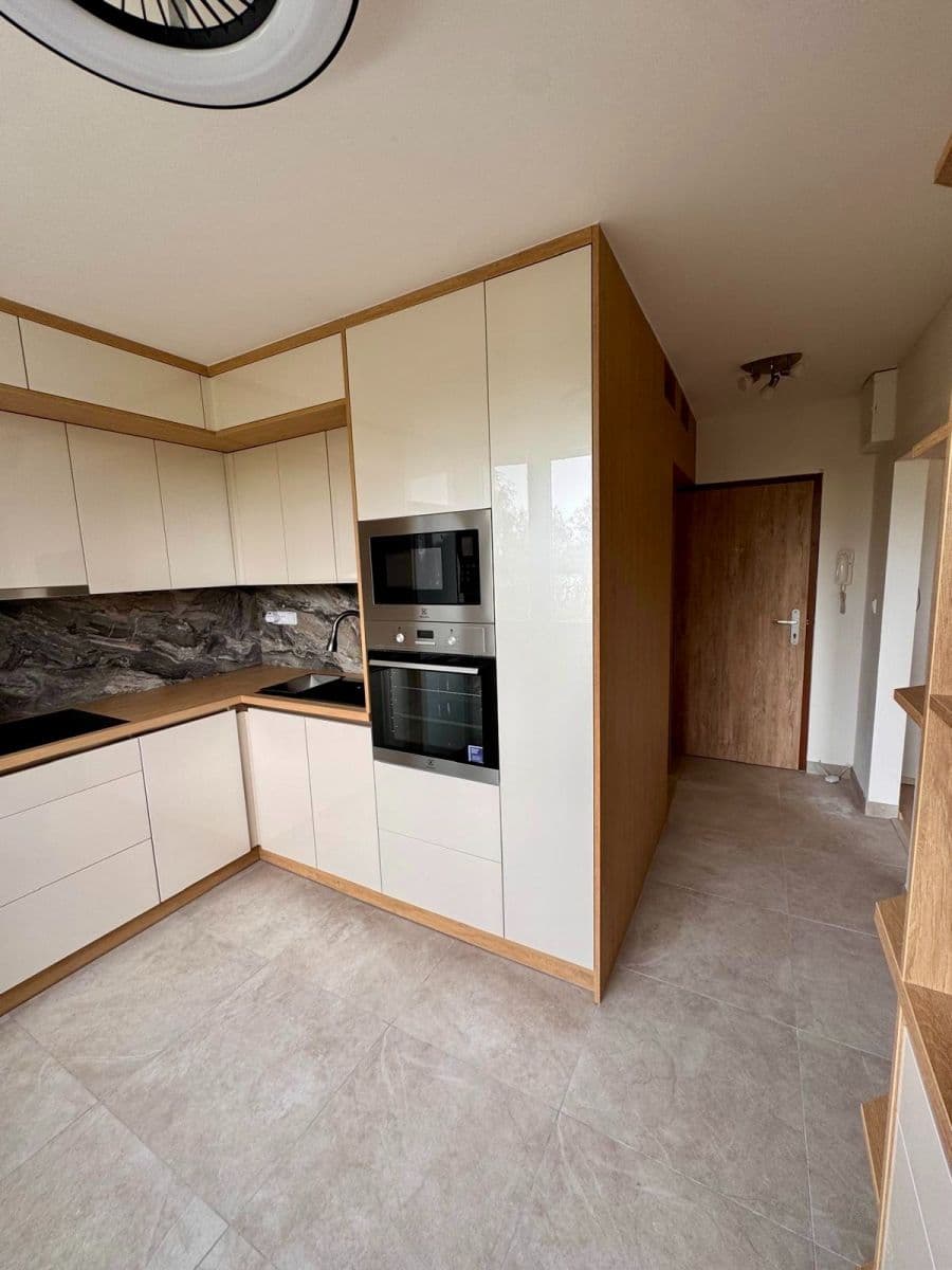 2 bedroom flat to rent, 50 m², Zdeňka Fibicha, Valašské Meziříčí, Zlínský Region 2 bedroom flat to rent, 50 m², Zdeňka Fibicha, Valašské Meziříčí, Zlínský Region