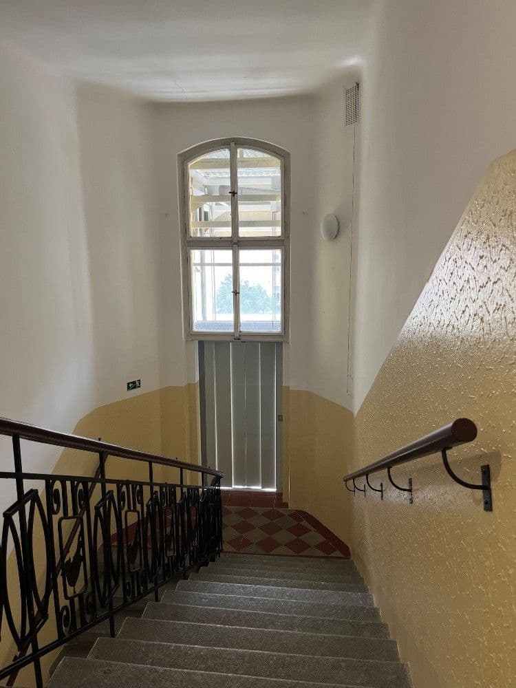 2 bedroom with open-plan kitchen flat to rent, 160 m², Husitská, Prague, Prague 2 bedroom with open-plan kitchen flat to rent, 160 m², Husitská, Prague, Prague