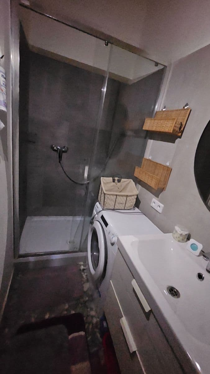 Studio flat to rent, 43 m², Plzeňská, Králův Dvůr, Středočeský Region Studio flat to rent, 43 m², Plzeňská, Králův Dvůr, Středočeský Region
