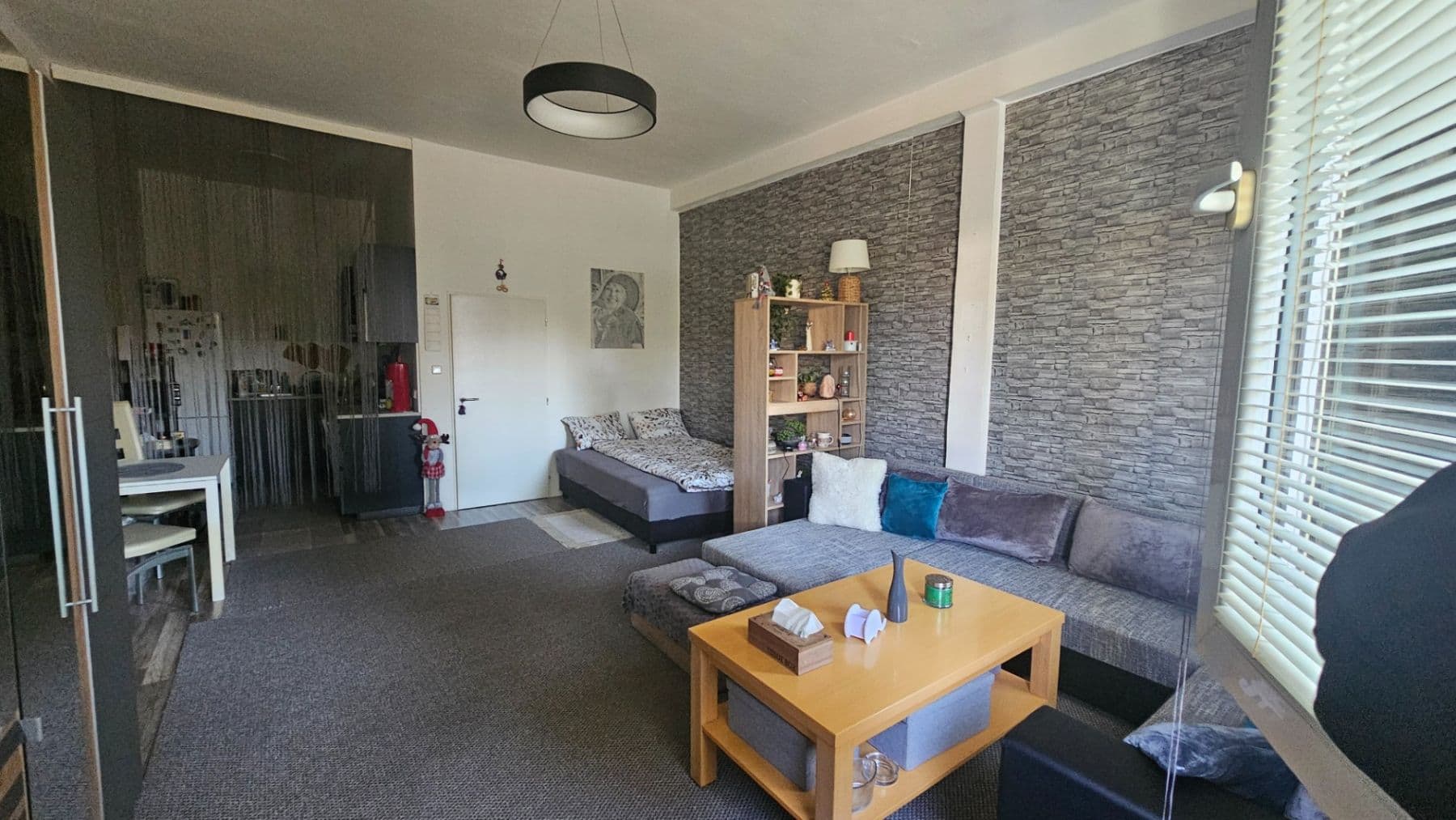 Studio flat to rent, 43 m², Plzeňská, Králův Dvůr, Středočeský Region Studio flat to rent, 43 m², Plzeňská, Králův Dvůr, Středočeský Region