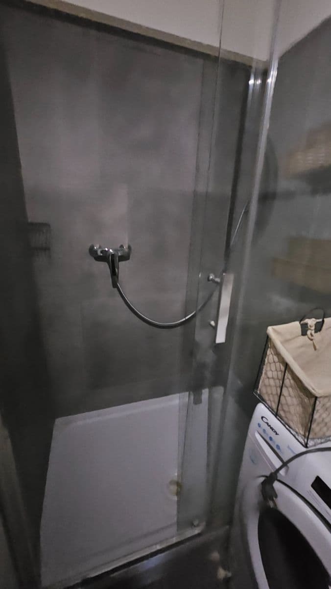 Studio flat to rent, 43 m², Plzeňská, Králův Dvůr, Středočeský Region Studio flat to rent, 43 m², Plzeňská, Králův Dvůr, Středočeský Region