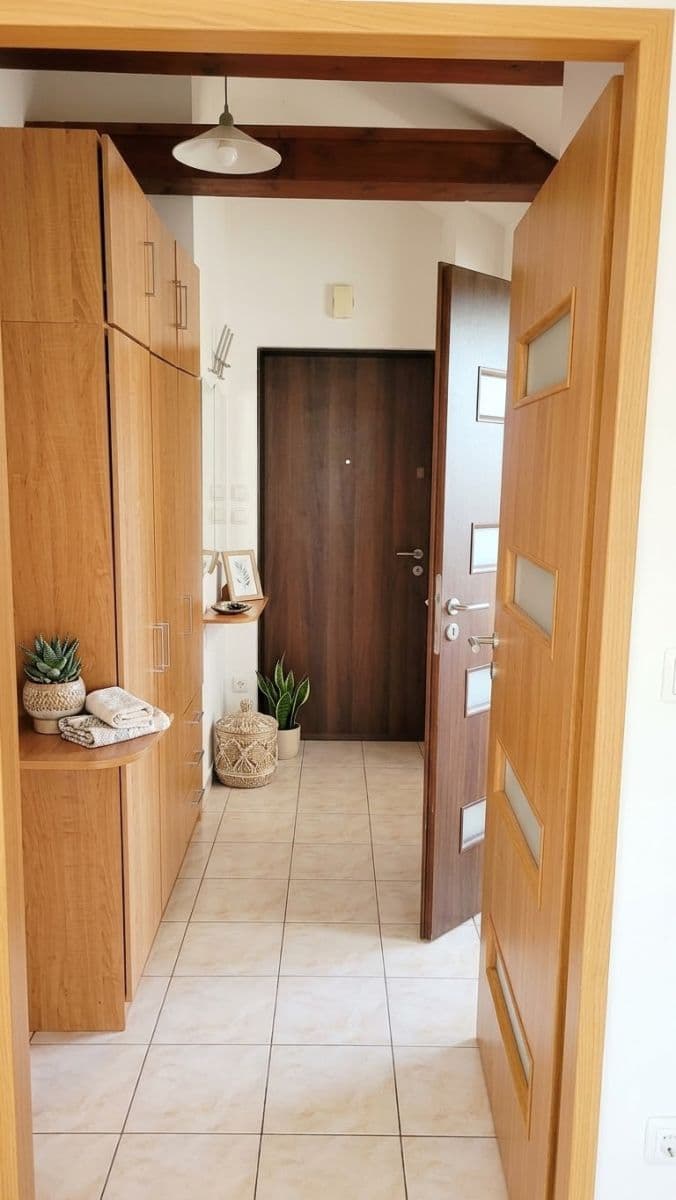 1 bedroom with open-plan kitchen flat for sale, 74 m², Sídlištní, Poděbrady, Středočeský Region 1 bedroom with open-plan kitchen flat for sale, 74 m², Sídlištní, Poděbrady, Středočeský Region