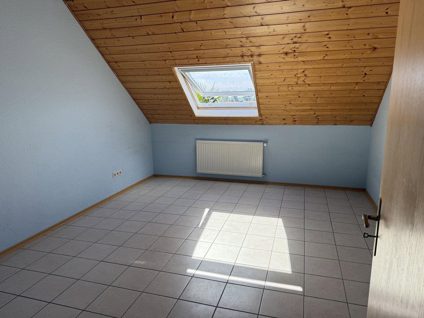 4 bedroom flat to rent, 120 m², Freimersheim, Rhineland-Palatinate 4 bedroom flat to rent, 120 m², Freimersheim, Rhineland-Palatinate