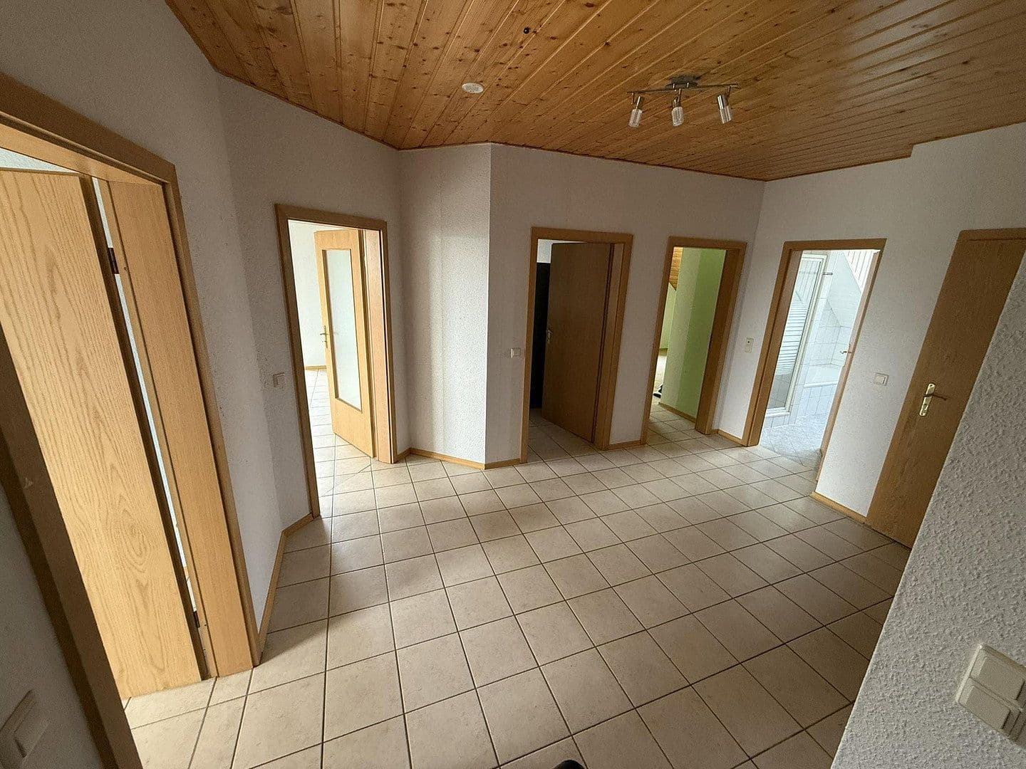 4 bedroom flat to rent, 120 m², Freimersheim, Rhineland-Palatinate 4 bedroom flat to rent, 120 m², Freimersheim, Rhineland-Palatinate
