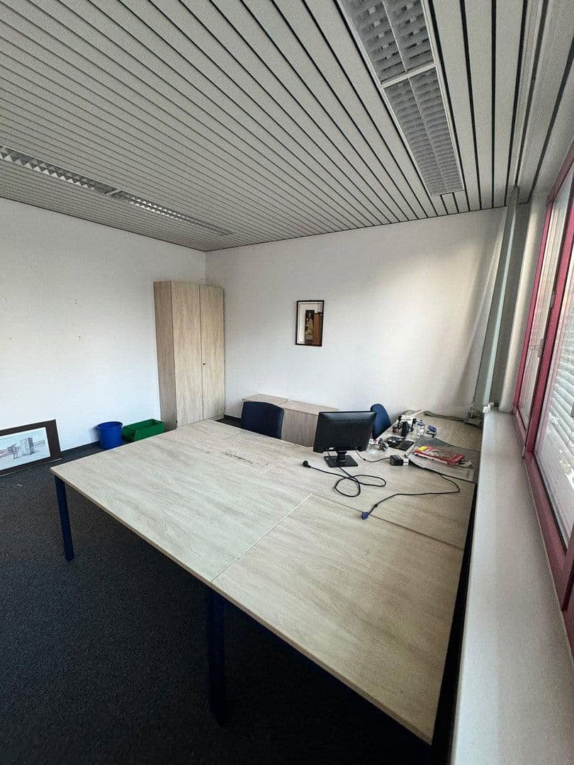 office to rent, 125 m², Dieselstraße 18, Fellbach, Baden-Württemberg office to rent, 125 m², Dieselstraße 18, Fellbach, Baden-Württemberg