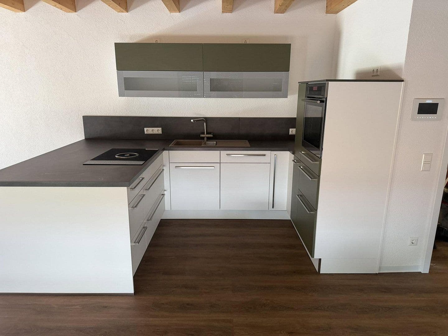 house to rent, 140 m², Heilbronnerstrasse 25/1, Neckarzimmern, Baden-Württemberg house to rent, 140 m², Heilbronnerstrasse 25/1, Neckarzimmern, Baden-Württemberg