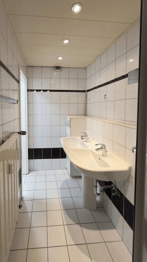 1 bedroom with open-plan kitchen flat to rent, 73 m², Werner-Egk-Straße 8, Hilden, North Rhine-Westphalia 1 bedroom with open-plan kitchen flat to rent, 73 m², Werner-Egk-Straße 8, Hilden, North Rhine-Westphalia