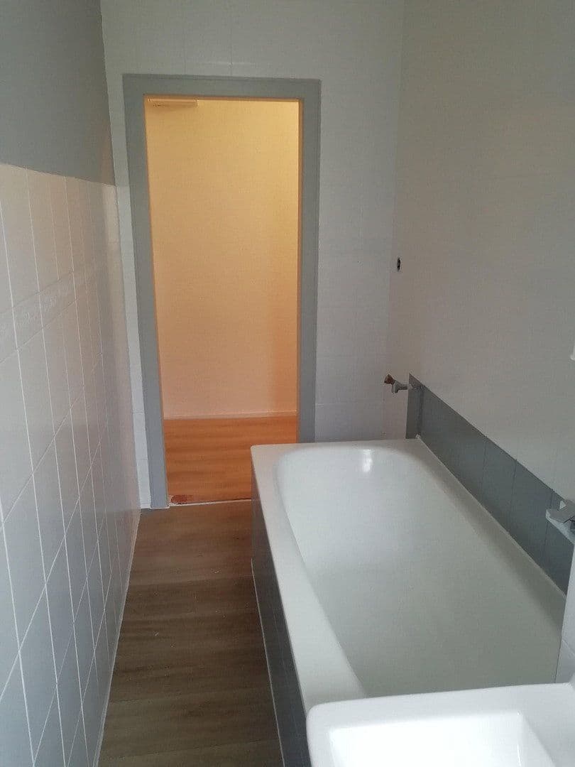 3 bedroom flat to rent, 60 m², Stöntzscherstraße 20, Pegau, Saxony 3 bedroom flat to rent, 60 m², Stöntzscherstraße 20, Pegau, Saxony