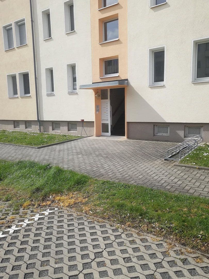 3 bedroom flat to rent, 60 m², Stöntzscherstraße 20, Pegau, Saxony 3 bedroom flat to rent, 60 m², Stöntzscherstraße 20, Pegau, Saxony