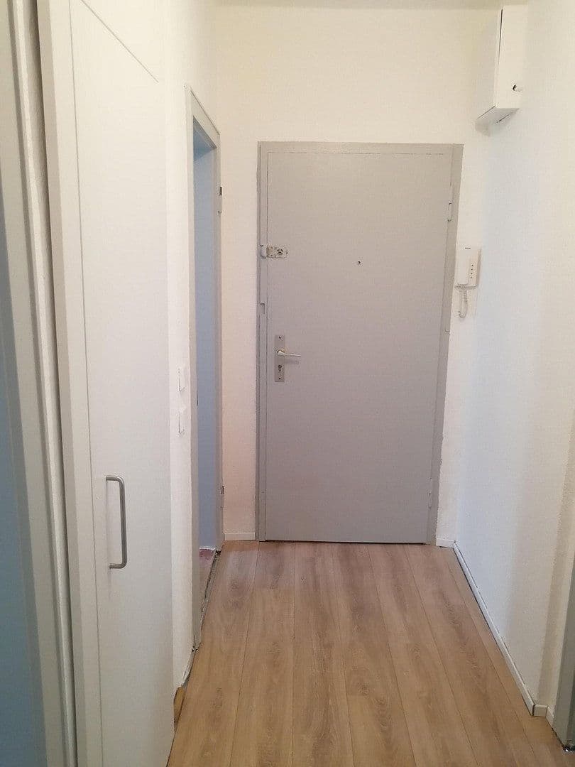 3 bedroom flat to rent, 60 m², Stöntzscherstraße 20, Pegau, Saxony 3 bedroom flat to rent, 60 m², Stöntzscherstraße 20, Pegau, Saxony