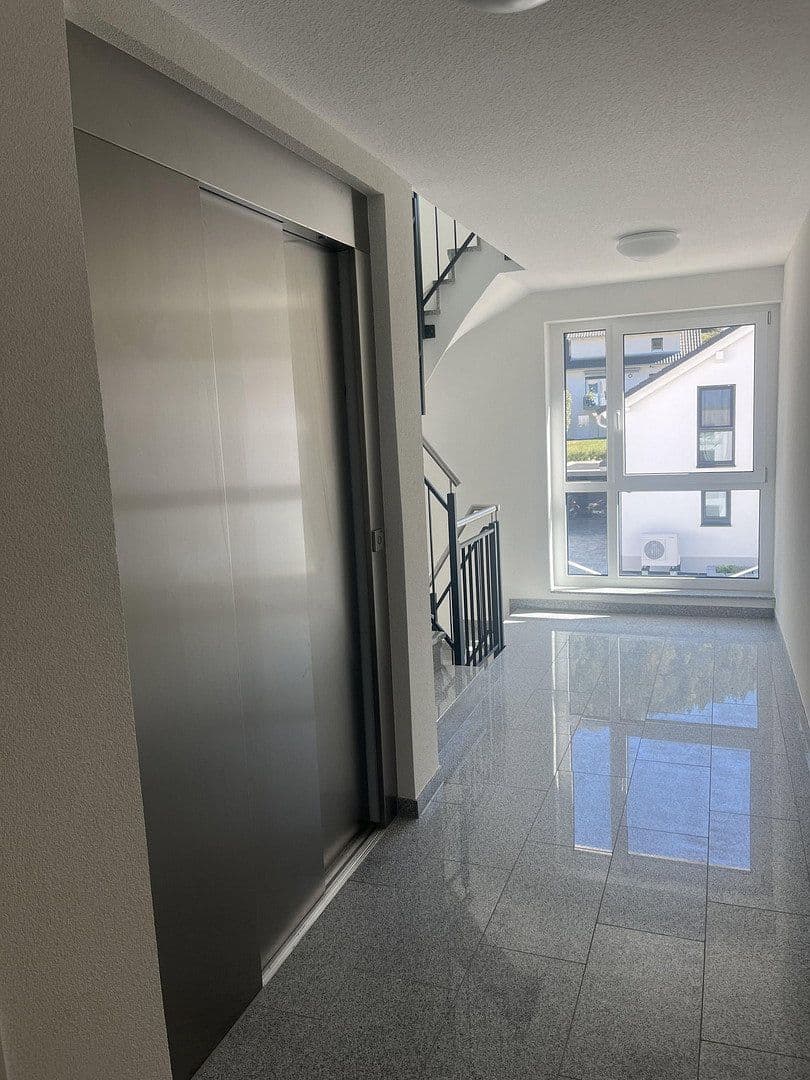 2 bedroom with open-plan kitchen flat to rent, 85 m², Am Alten Sportplatz, Wurmlingen, Baden-Württemberg 2 bedroom with open-plan kitchen flat to rent, 85 m², Am Alten Sportplatz, Wurmlingen, Baden-Württemberg