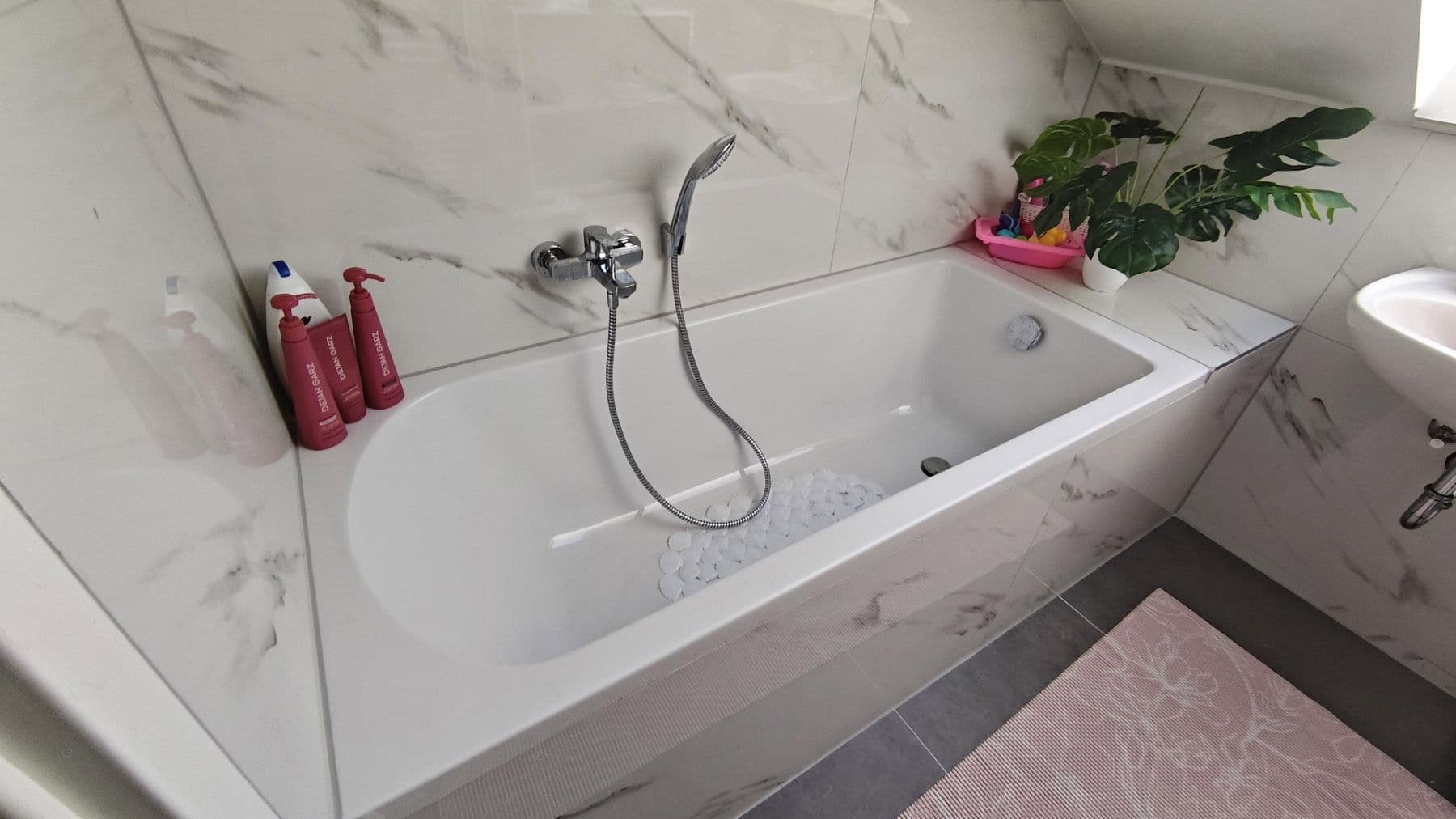 3 bedroom flat to rent, 116 m², Bischofsheim, Hesse 3 bedroom flat to rent, 116 m², Bischofsheim, Hesse