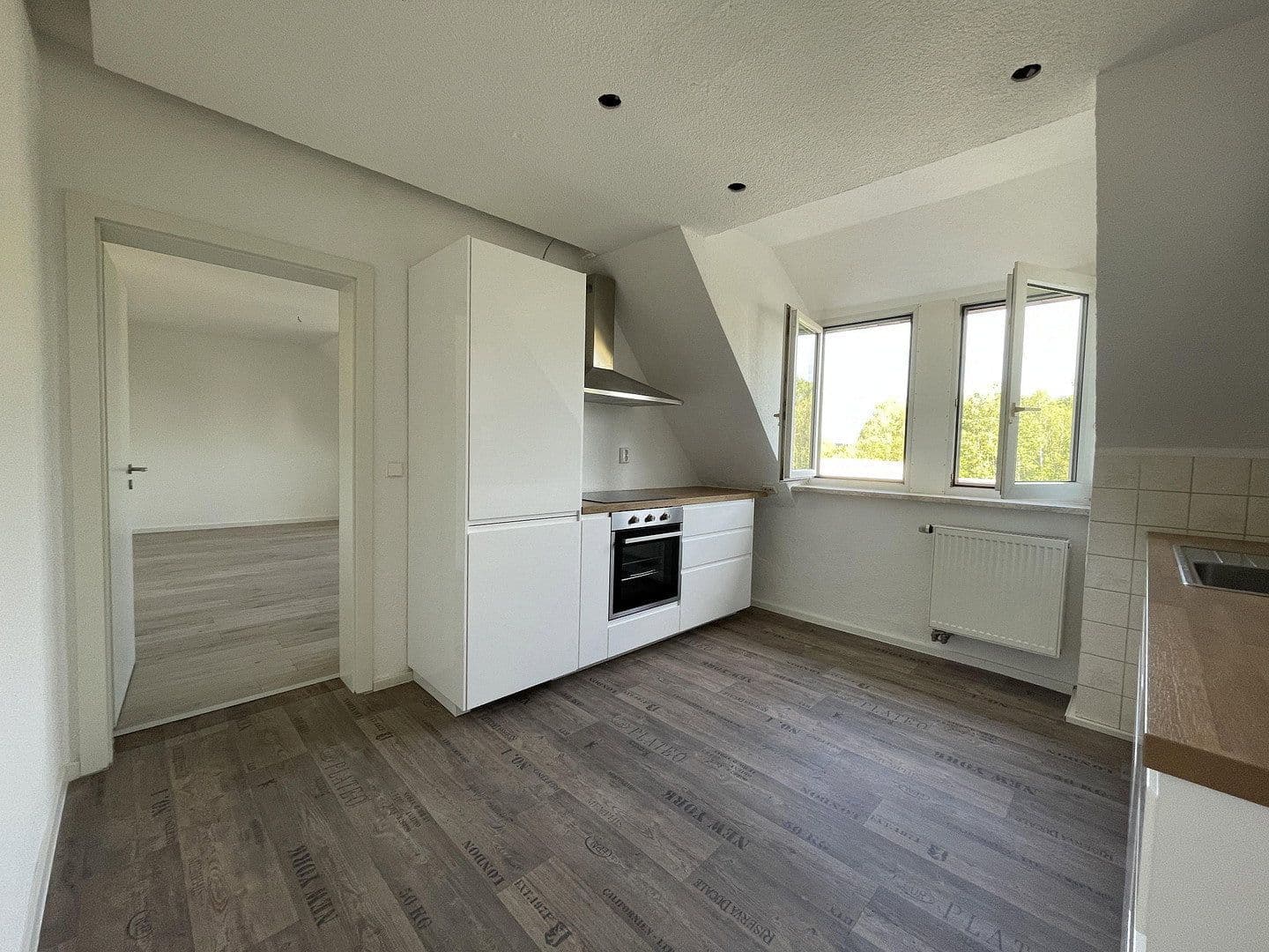 3 bedroom flat to rent, 80 m², Siedlung 21a, Geithain, Saxony 3 bedroom flat to rent, 80 m², Siedlung 21a, Geithain, Saxony