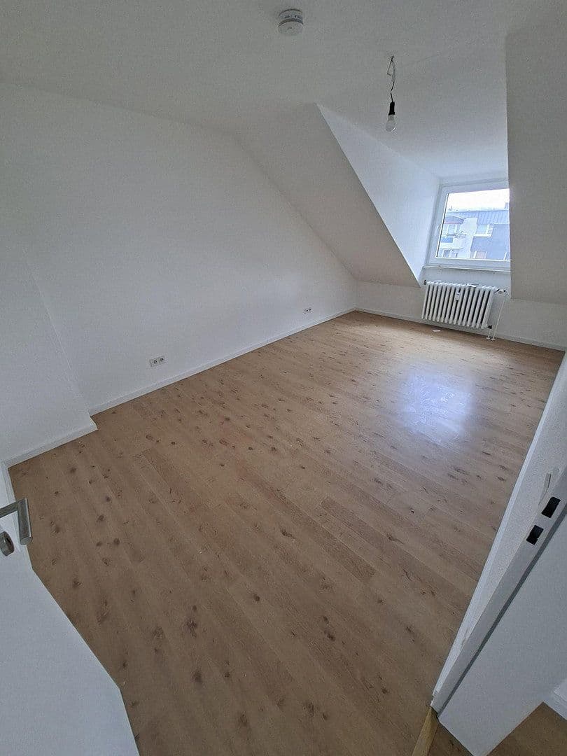 3 bedroom flat to rent, 82 m², Haupstr. 48, Solingen, North Rhine-Westphalia 3 bedroom flat to rent, 82 m², Haupstr. 48, Solingen, North Rhine-Westphalia