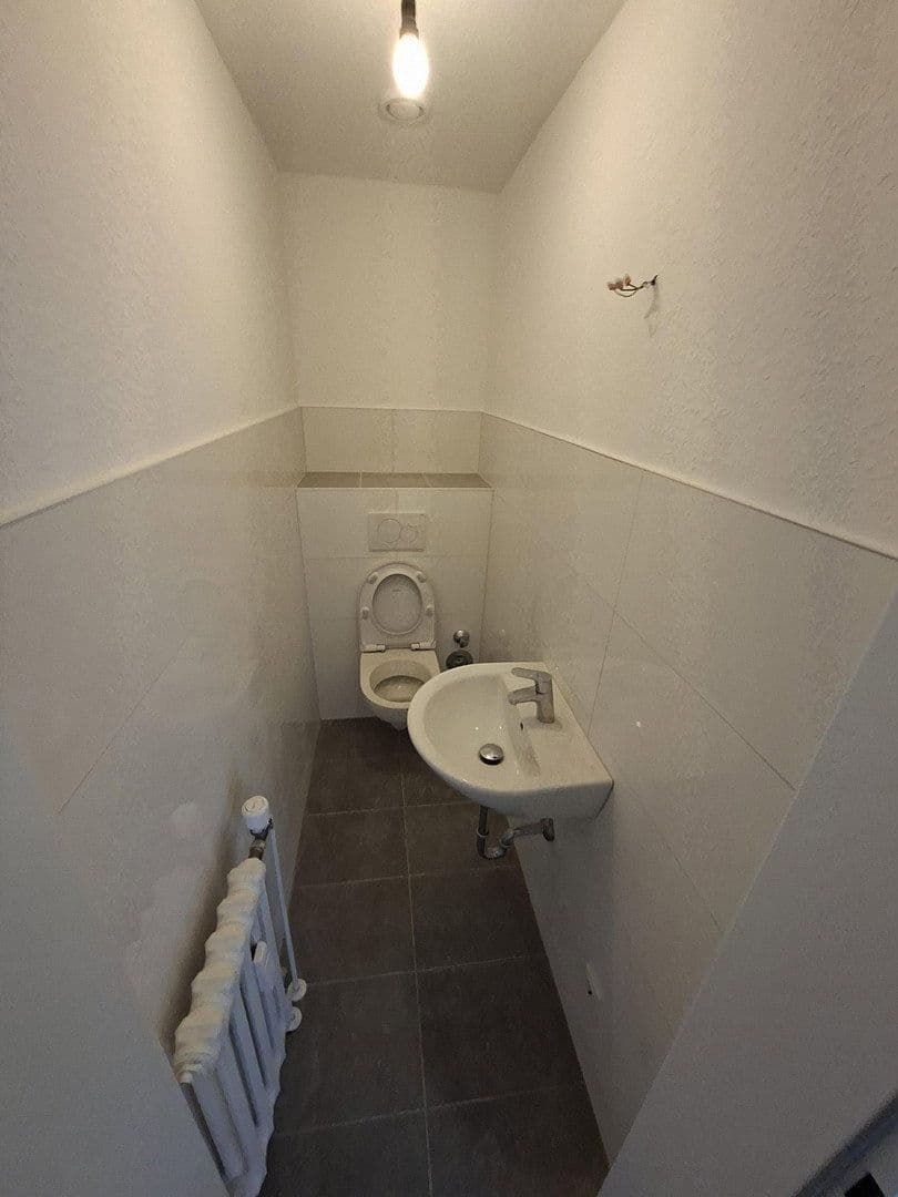 3 bedroom flat to rent, 82 m², Haupstr. 48, Solingen, North Rhine-Westphalia 3 bedroom flat to rent, 82 m², Haupstr. 48, Solingen, North Rhine-Westphalia