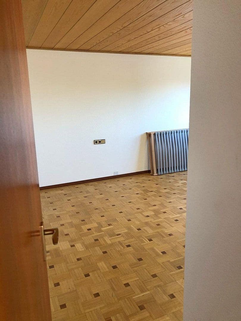 4 bedroom flat to rent, 133 m², Plieningen, Baden-Württemberg 4 bedroom flat to rent, 133 m², Plieningen, Baden-Württemberg