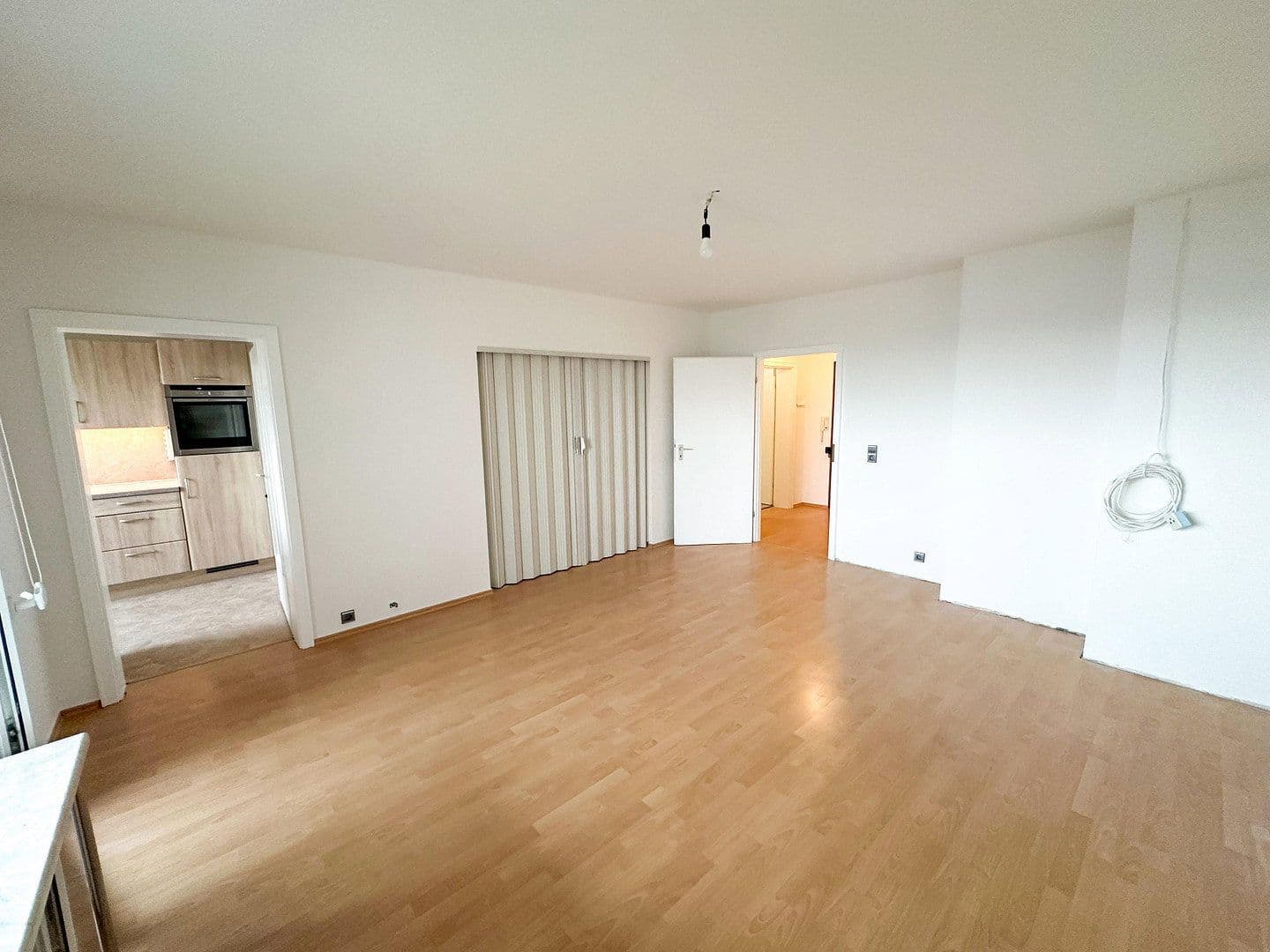 Studio flat to rent, 54 m², Hans-Schulten-Straße 12, Köln, North Rhine-Westphalia Studio flat to rent, 54 m², Hans-Schulten-Straße 12, Köln, North Rhine-Westphalia