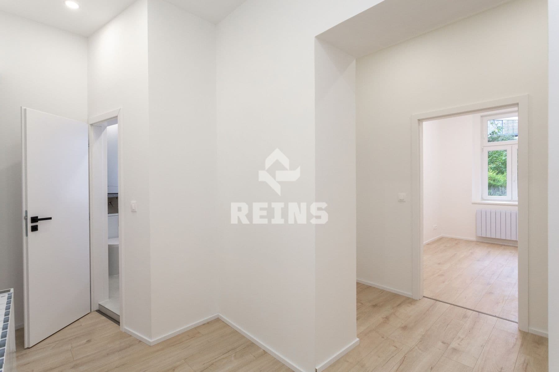 2 bedroom with open-plan kitchen flat for sale, 58 m², Holečkova, Prague, Prague 2 bedroom with open-plan kitchen flat for sale, 58 m², Holečkova, Prague, Prague
