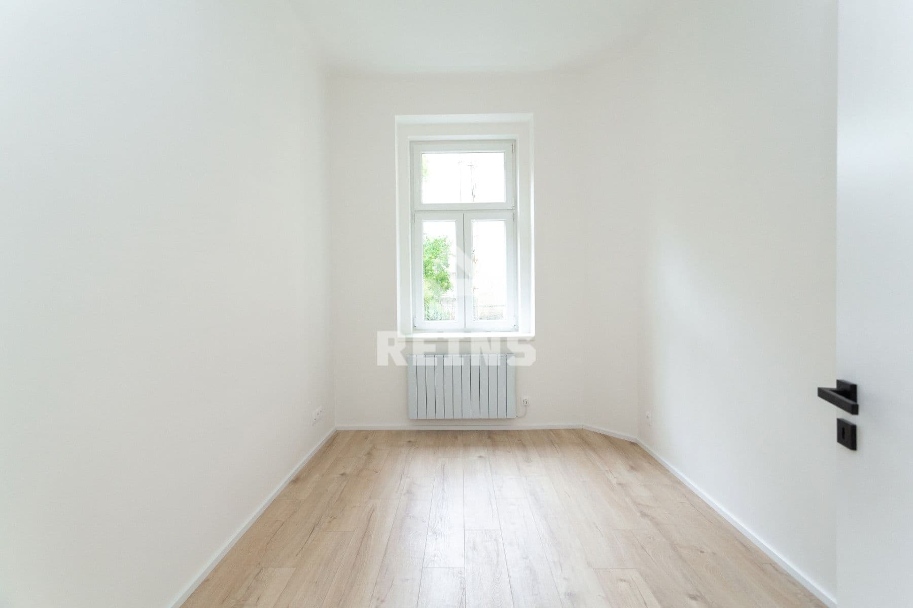 2 bedroom with open-plan kitchen flat for sale, 58 m², Holečkova, Prague, Prague 2 bedroom with open-plan kitchen flat for sale, 58 m², Holečkova, Prague, Prague