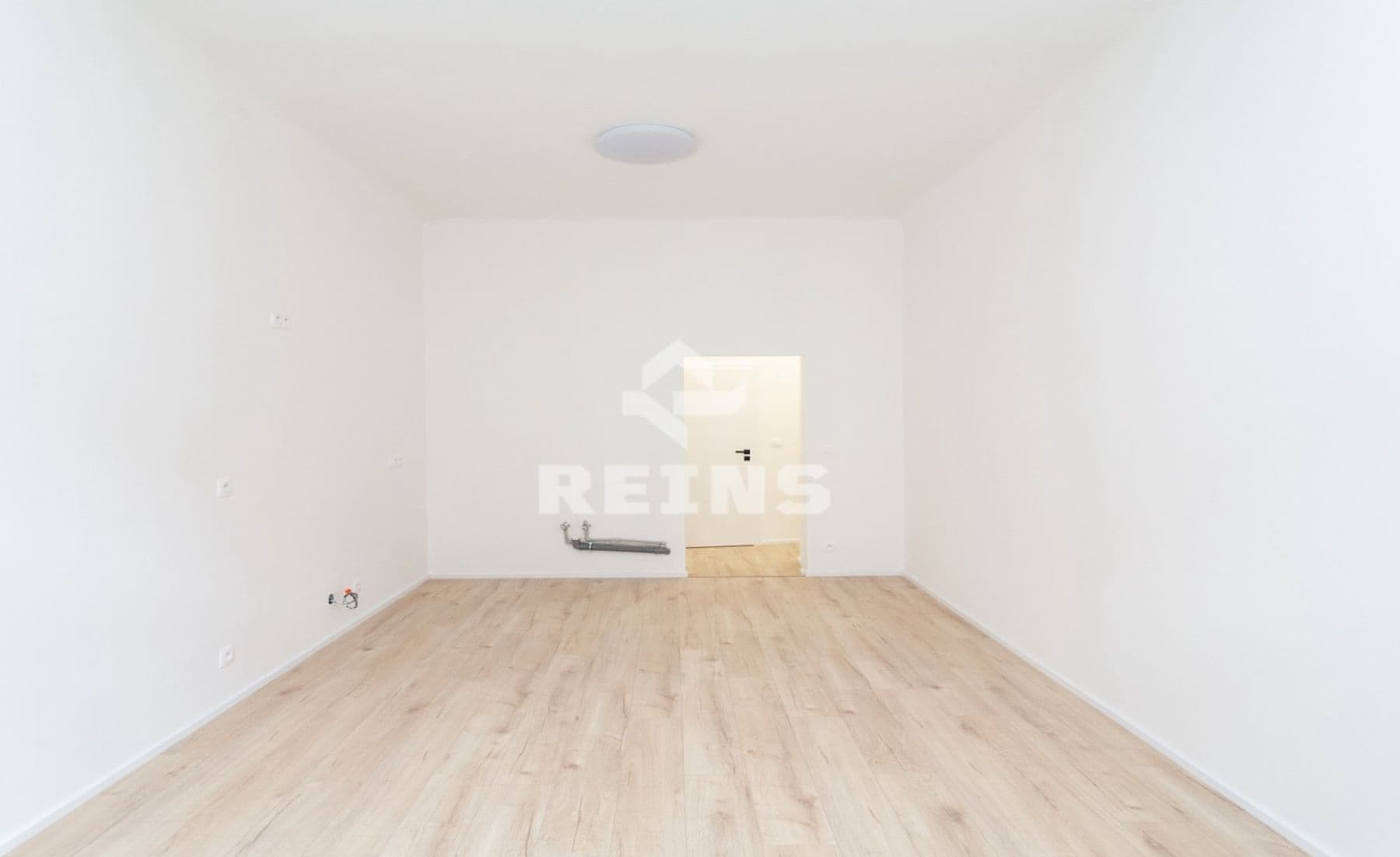 2 bedroom with open-plan kitchen flat for sale, 58 m², Holečkova, Prague, Prague 2 bedroom with open-plan kitchen flat for sale, 58 m², Holečkova, Prague, Prague