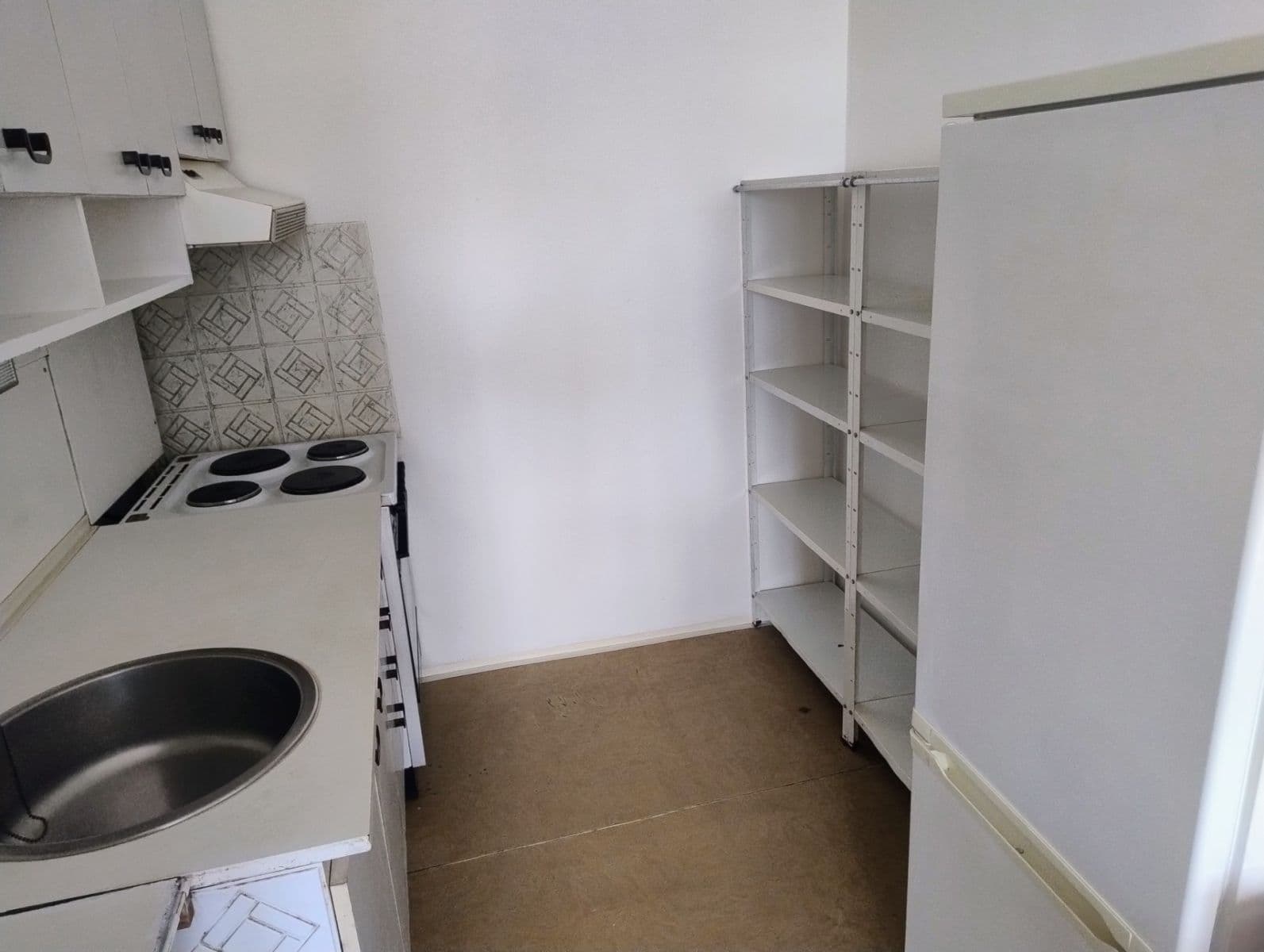 1 bedroom with open-plan kitchen flat to rent, 43 m², Husníkova, Prague, Prague 1 bedroom with open-plan kitchen flat to rent, 43 m², Husníkova, Prague, Prague