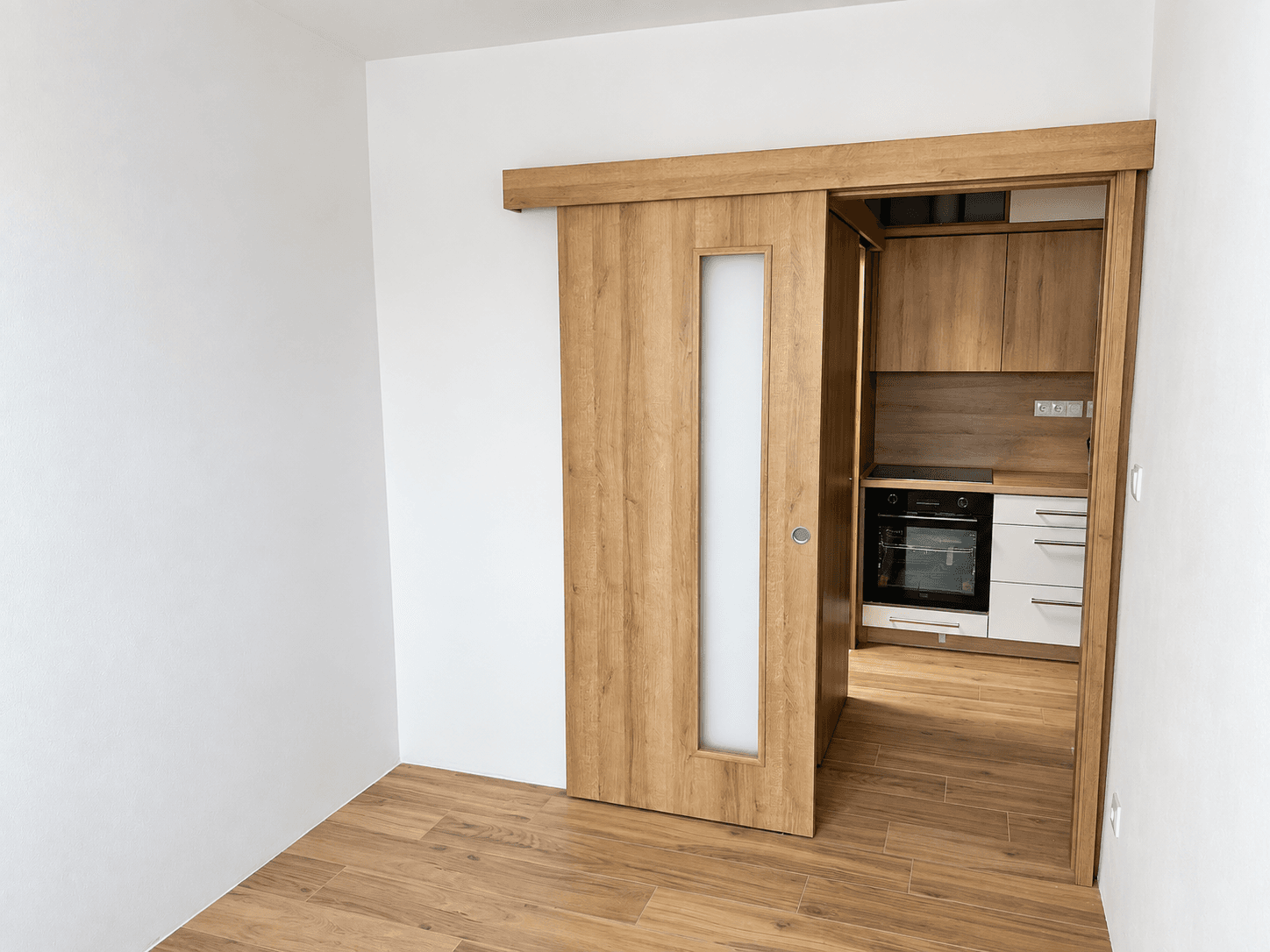 1 bedroom with open-plan kitchen flat to rent, 44 m², Zarámí, Zlín, Zlínský Region 1 bedroom with open-plan kitchen flat to rent, 44 m², Zarámí, Zlín, Zlínský Region
