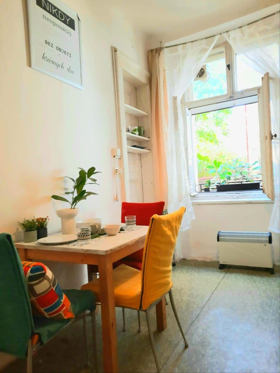 2 bedroom with open-plan kitchen flat to rent, 65 m², Krásova, Prague, Prague 2 bedroom with open-plan kitchen flat to rent, 65 m², Krásova, Prague, Prague