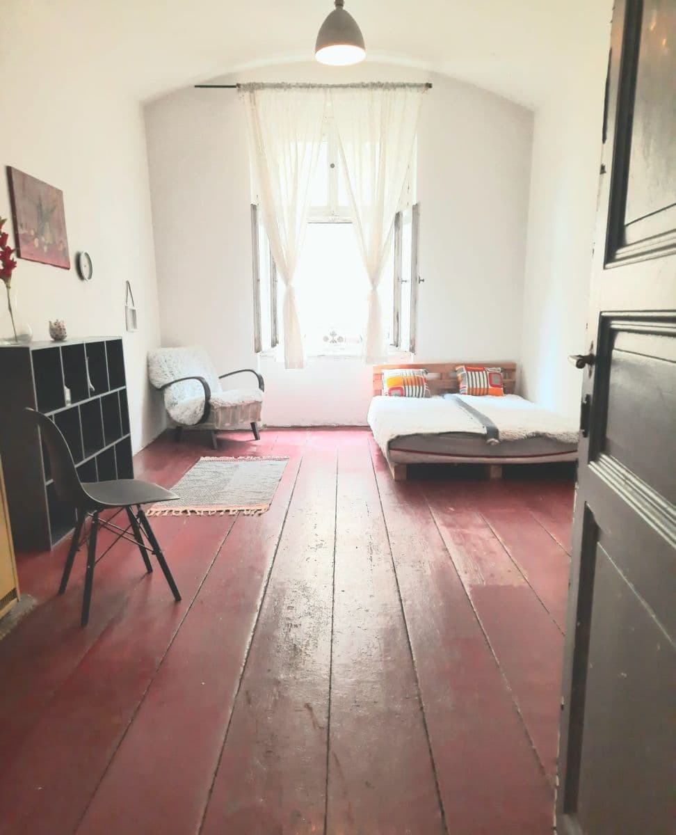 2 bedroom with open-plan kitchen flat to rent, 65 m², Krásova, Prague, Prague 2 bedroom with open-plan kitchen flat to rent, 65 m², Krásova, Prague, Prague