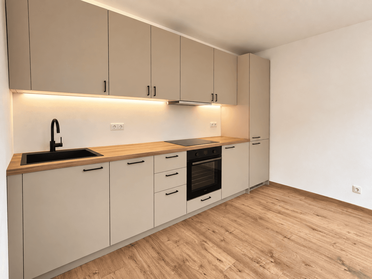 1 bedroom with open-plan kitchen flat for sale, 36 m², Popelnicová, Plzeň, Plzeňský Region 1 bedroom with open-plan kitchen flat for sale, 36 m², Popelnicová, Plzeň, Plzeňský Region