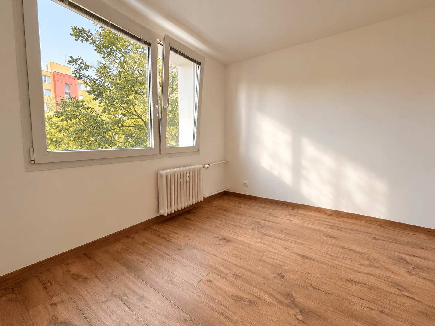 1 bedroom with open-plan kitchen flat for sale, 36 m², Popelnicová, Plzeň, Plzeňský Region 1 bedroom with open-plan kitchen flat for sale, 36 m², Popelnicová, Plzeň, Plzeňský Region