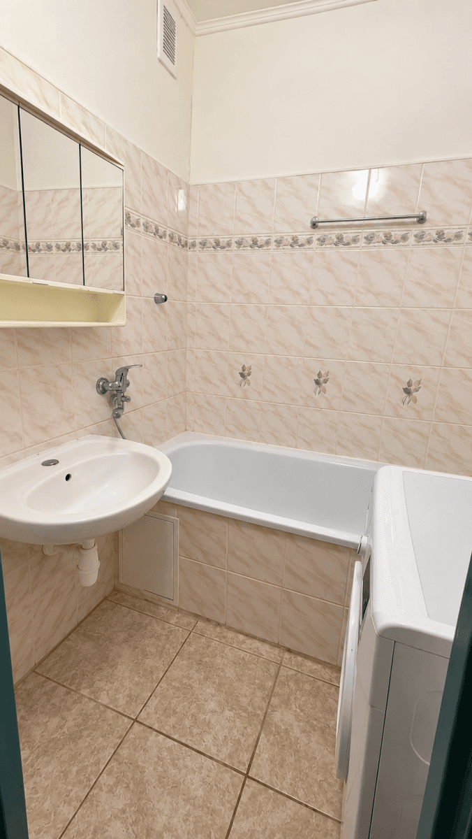 1 bedroom flat for sale, 37 m², Zahradní, Chodov, Karlovarský Region 1 bedroom flat for sale, 37 m², Zahradní, Chodov, Karlovarský Region