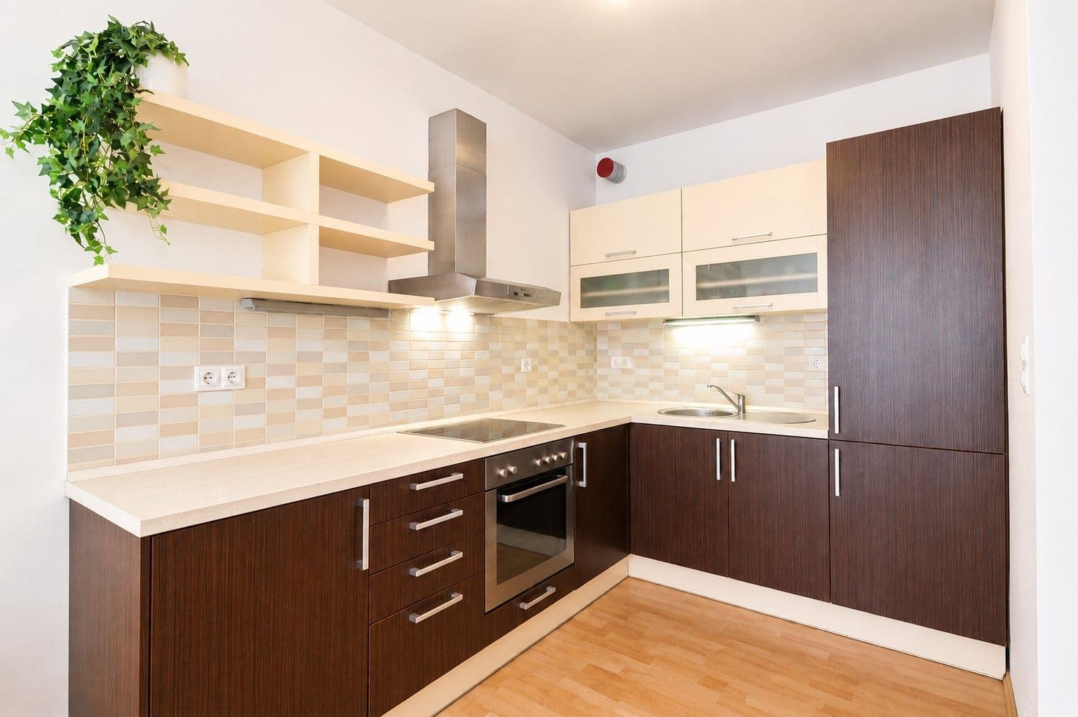 1 bedroom with open-plan kitchen flat to rent, 52 m², Pod Harfou, Prague, Prague 1 bedroom with open-plan kitchen flat to rent, 52 m², Pod Harfou, Prague, Prague