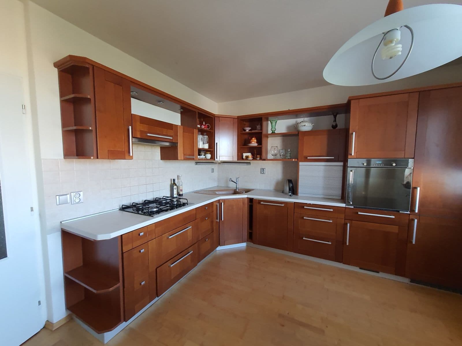 1 bedroom with open-plan kitchen flat to rent, 64 m², Langrova, Brno, Jihomoravský Region 1 bedroom with open-plan kitchen flat to rent, 64 m², Langrova, Brno, Jihomoravský Region