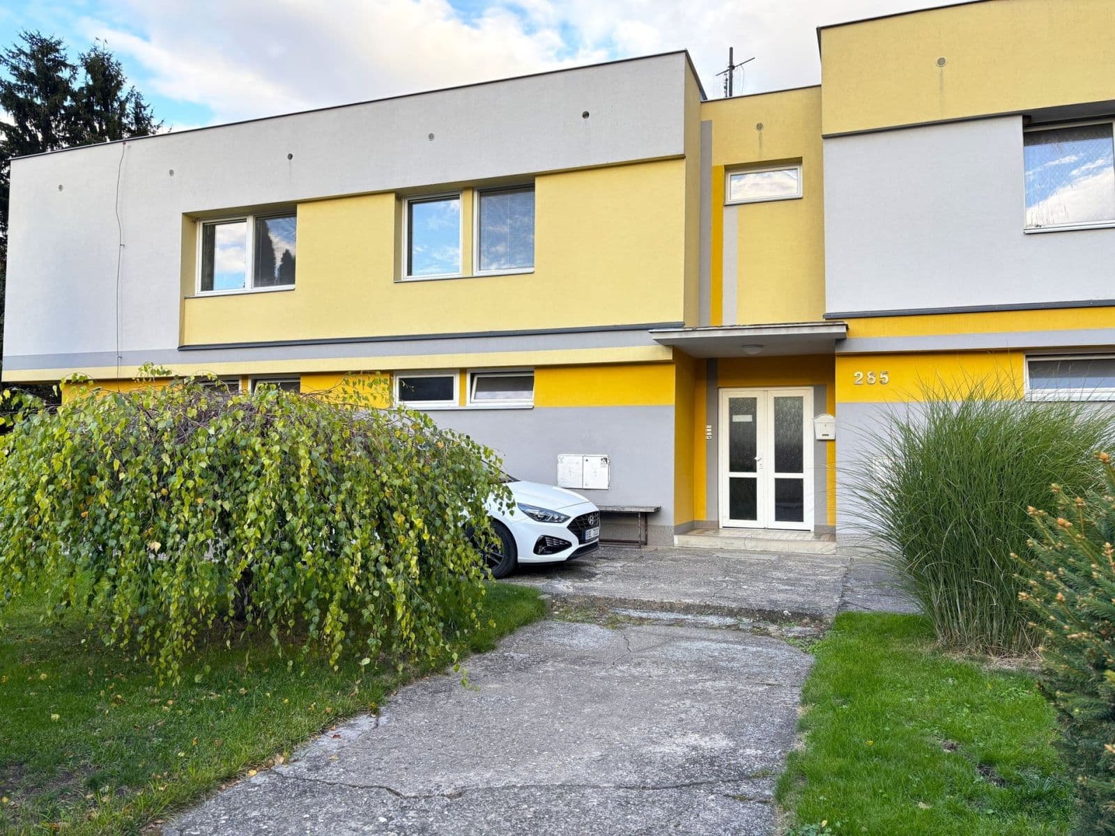 3 bedroom flat to rent, 80 m², Semice, Středočeský Region 3 bedroom flat to rent, 80 m², Semice, Středočeský Region