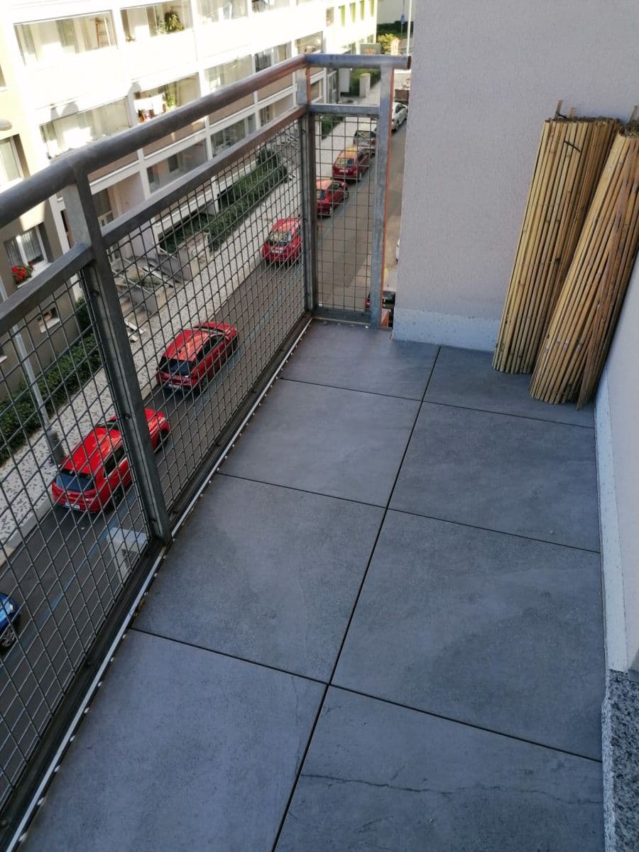 1 bedroom with open-plan kitchen flat to rent, 59 m², Jeseniova, Prague, Prague 1 bedroom with open-plan kitchen flat to rent, 59 m², Jeseniova, Prague, Prague