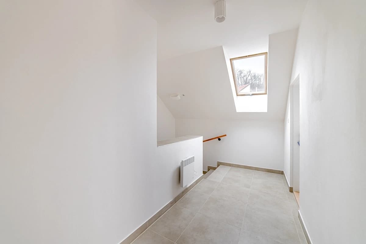 1 bedroom with open-plan kitchen flat to rent, 46 m², Elišky Přemyslovny, Prague, Prague 1 bedroom with open-plan kitchen flat to rent, 46 m², Elišky Přemyslovny, Prague, Prague